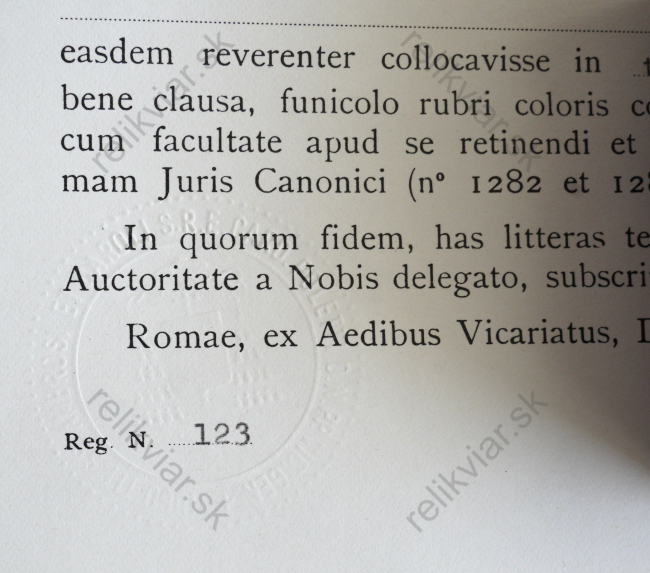 B504: Relikviár z 20. storočia s relikviou Svätý Ján Nepomucký, kňaz a mučeník 